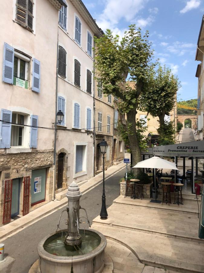 Fontaine Daire Aups Dış mekan fotoğraf