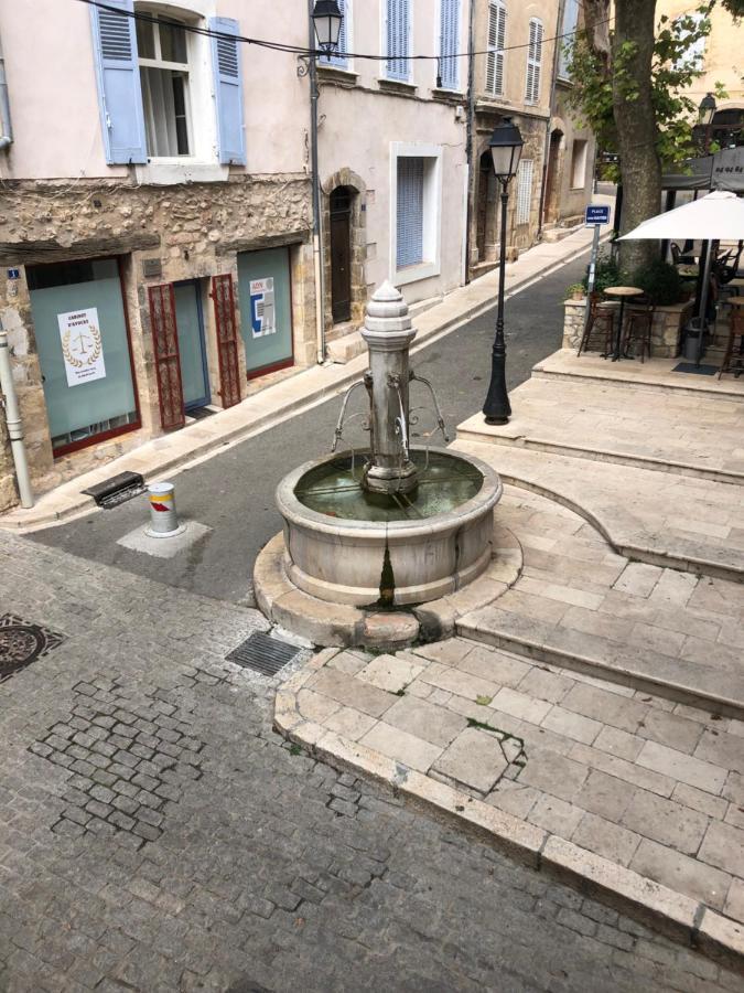 Fontaine Daire Aups Dış mekan fotoğraf