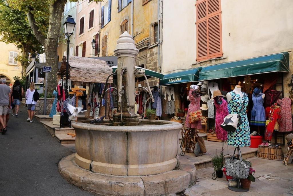Fontaine Daire Aups Dış mekan fotoğraf
