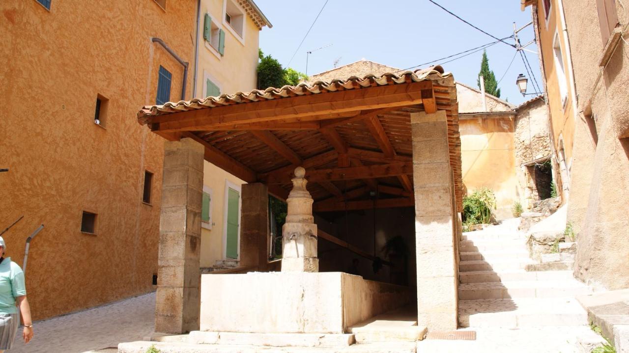 Fontaine Daire Aups Dış mekan fotoğraf
