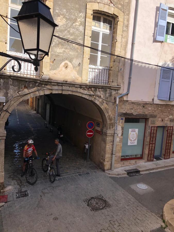 Fontaine Daire Aups Dış mekan fotoğraf