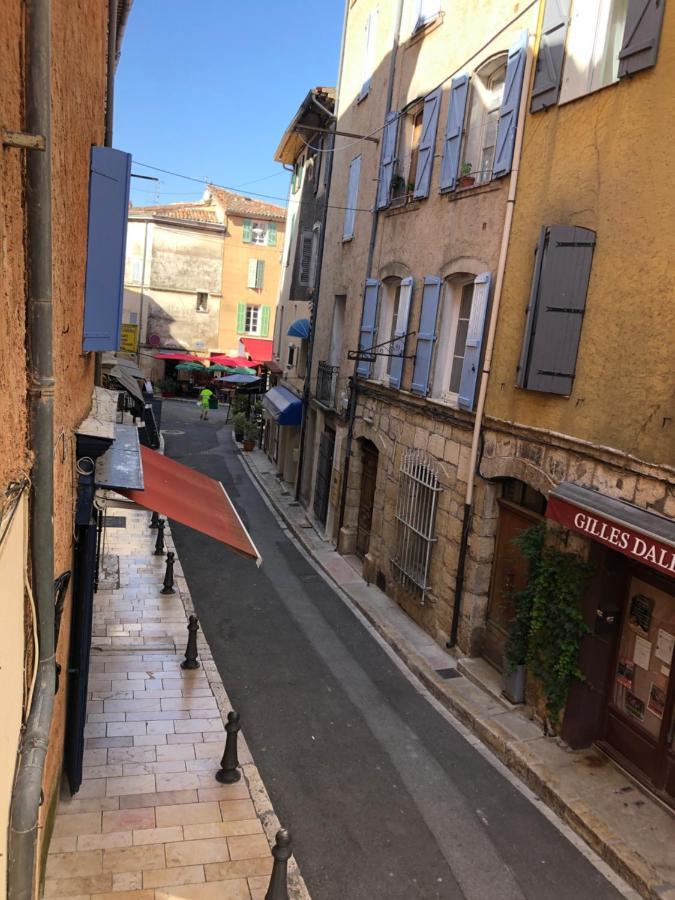 Fontaine Daire Aups Dış mekan fotoğraf
